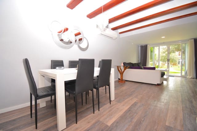 3 Zimmer Haus zu verkaufen in Dénia mit Pool - 290.000 € (Ref: 9851286)