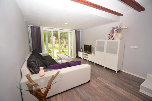 3 Zimmer Haus zu verkaufen in Dénia mit Pool - 290.000 € (Ref: 9851286)