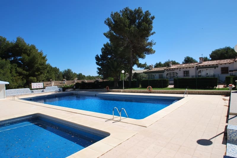 3 quarto Casa em Banda para venda em Moraira com piscina - 269 000 € (Ref: 9851287)