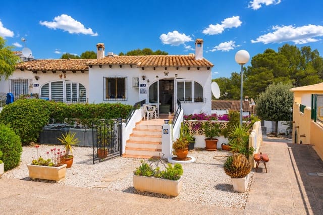 3 quarto Casa em Banda para venda em Moraira, Teulada-Moraira com piscina - 269 000 € (Ref: 9851287)