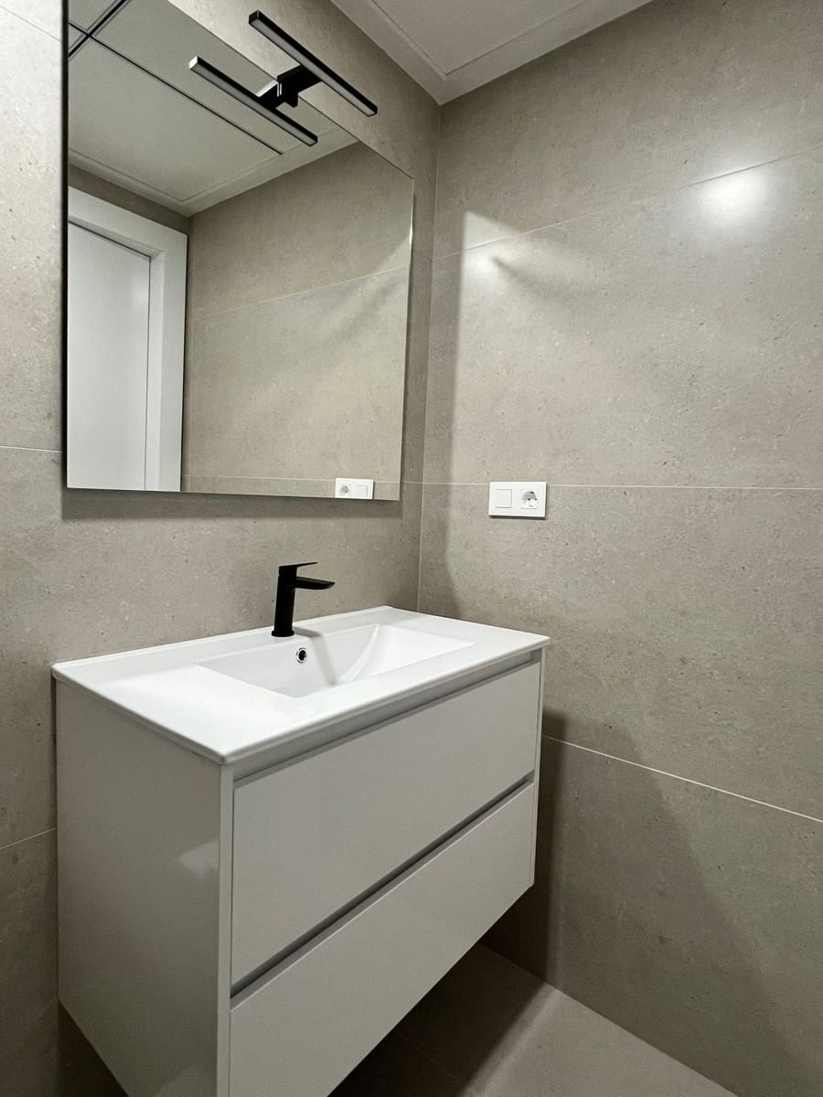 3 slaapkamer Halfvrijstaande villa te koop in Benferri - € 318.000 (Ref: 9874414)