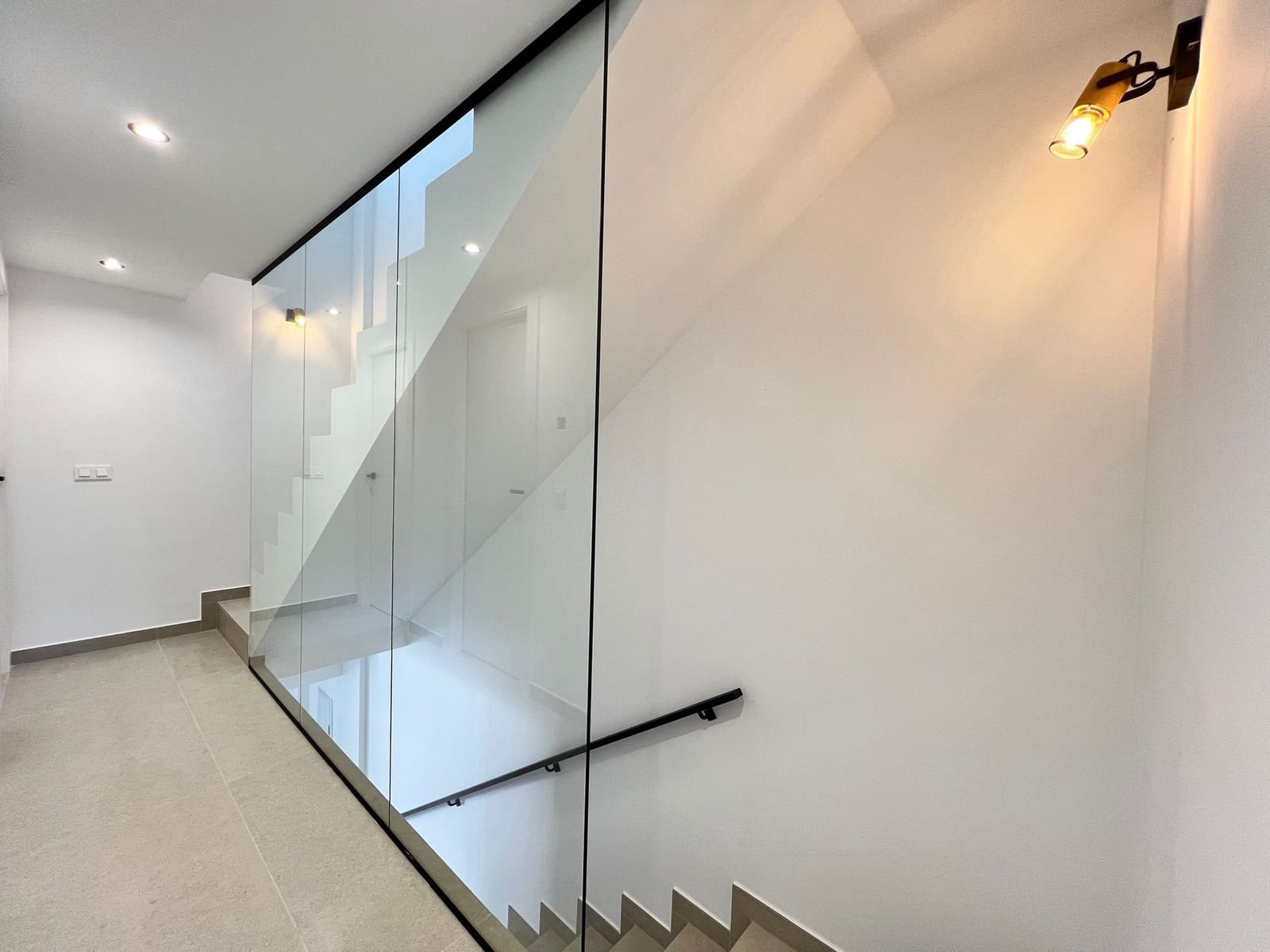 3 slaapkamer Halfvrijstaande villa te koop in Benferri - € 318.000 (Ref: 9874414)