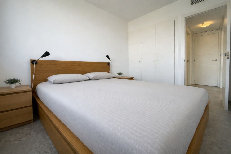 Appartement de 2 chambres de location de vacances à Torrevieja avec piscine - 420 € (Ref: 9880232)