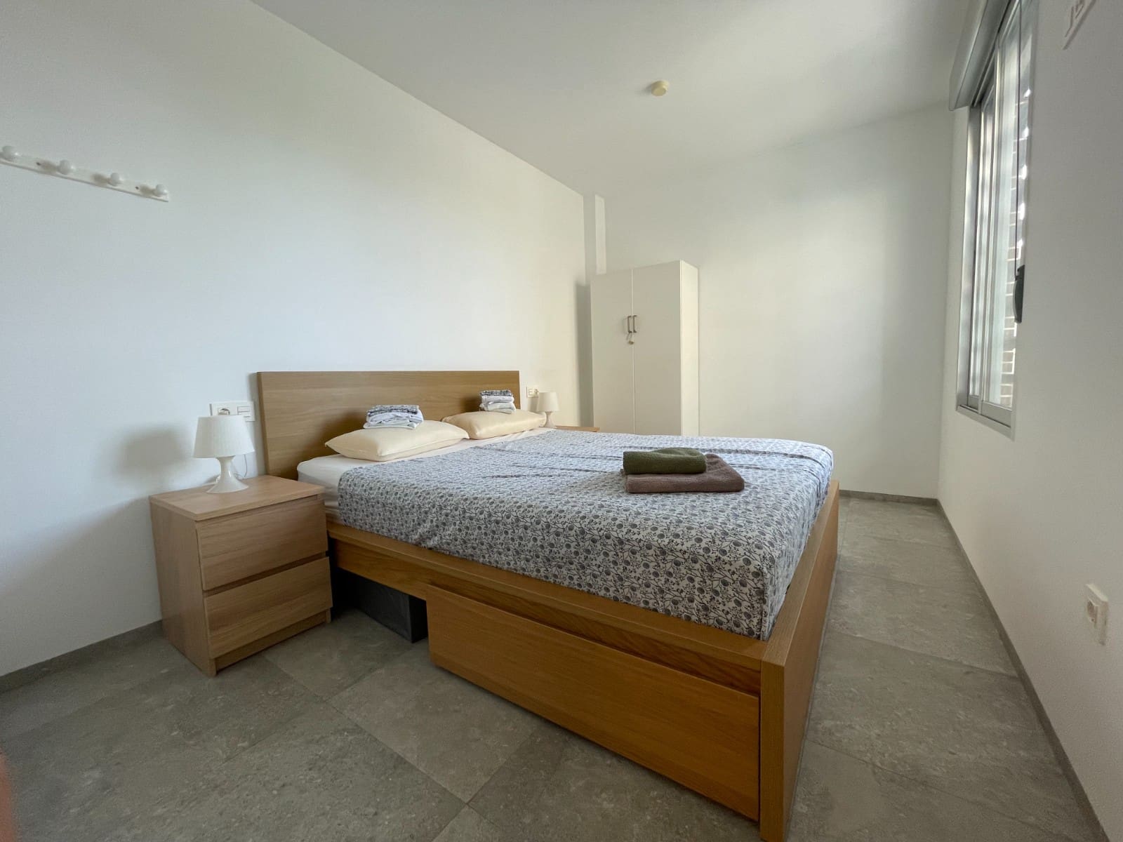 Appartement de 2 chambres de location de vacances à Torrevieja avec piscine - 420 € (Ref: 9880232)