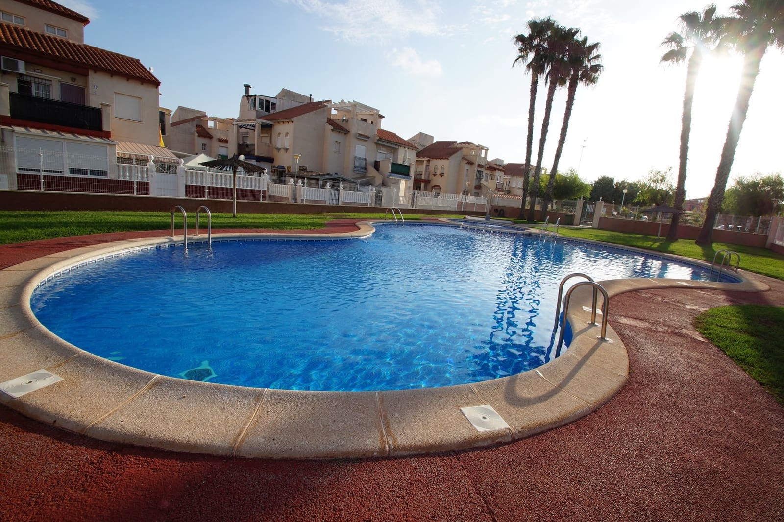 2 bedroom Bungalow for sale in Playa Flamenca with pool - € 155,000 (Ref: 9924237)