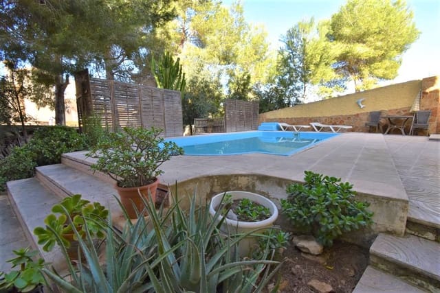 Chalet de 6 habitaciones en Villamartin, Orihuela en venta con piscina - 450.000 € (Ref: 9926754)
