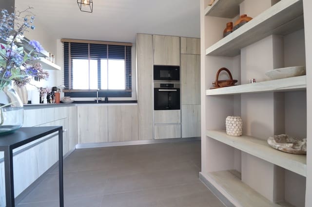 3 soverom Leilighet til salgs i Puerto Deportivo, Guardamar del Segura med svømmebasseng - € 580 000 (Ref: 9926931)