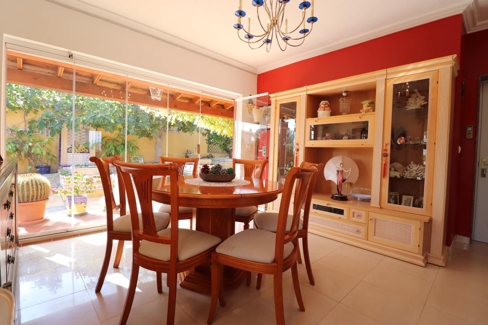 3 bedroom Villa for sale in Algorfa with pool - € 549,500 (Ref: 9926934)