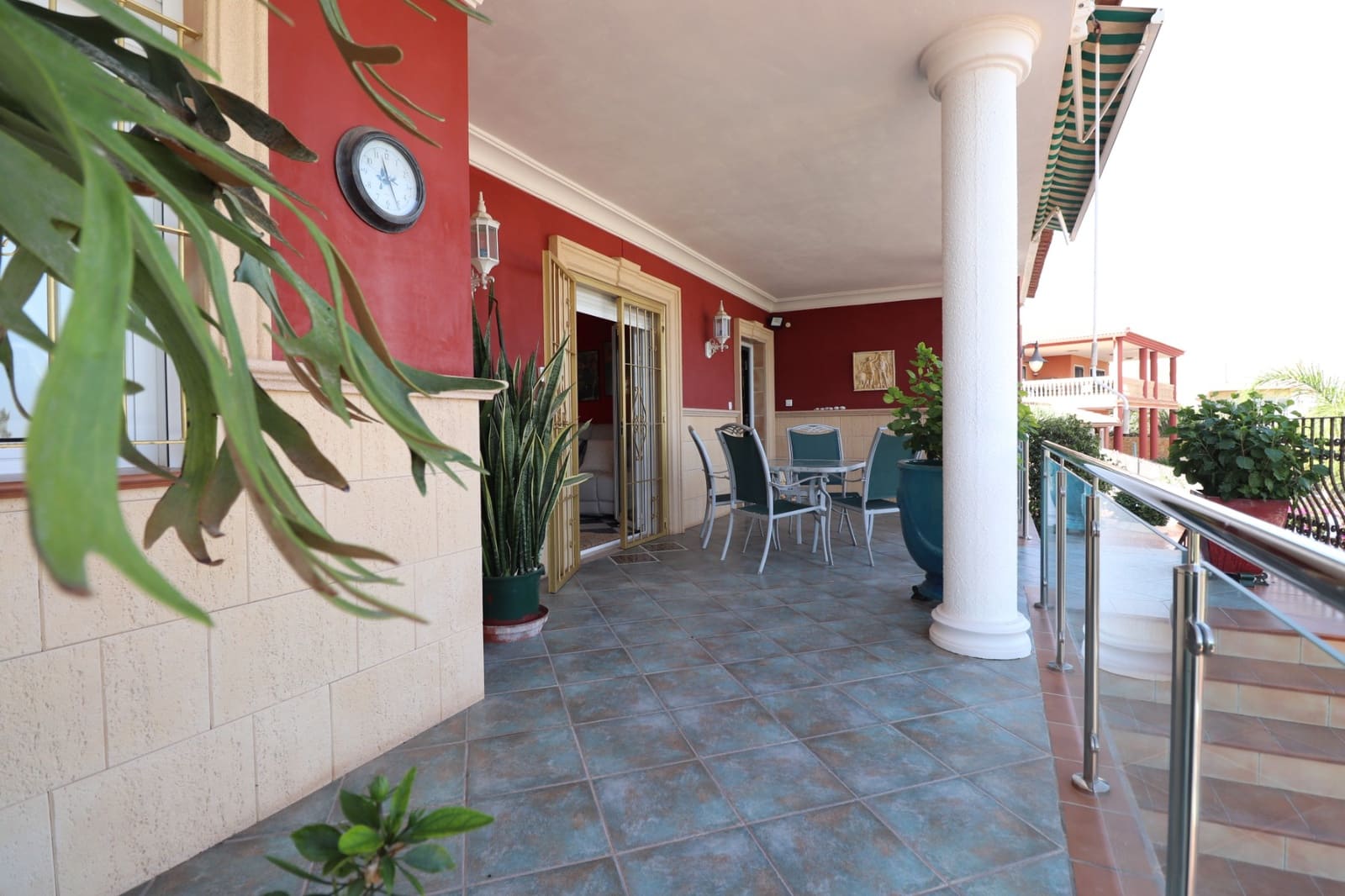 3 bedroom Villa for sale in Algorfa with pool - € 549,500 (Ref: 9926934)