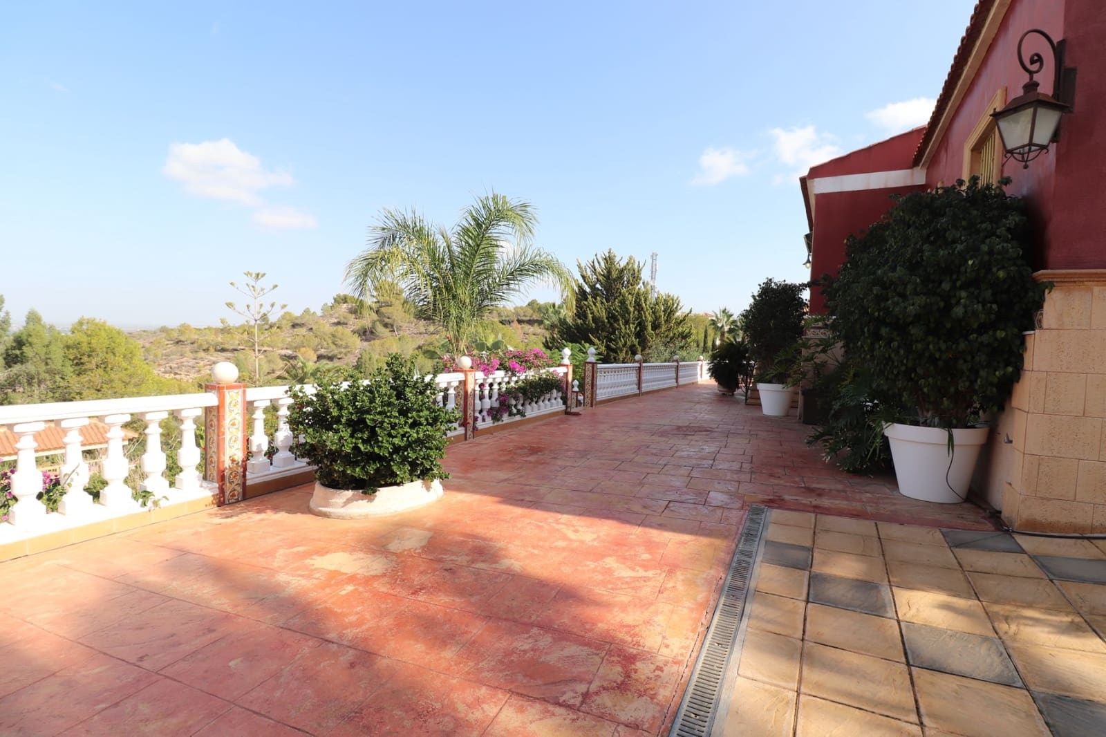 3 bedroom Villa for sale in Algorfa with pool - € 549,500 (Ref: 9926934)