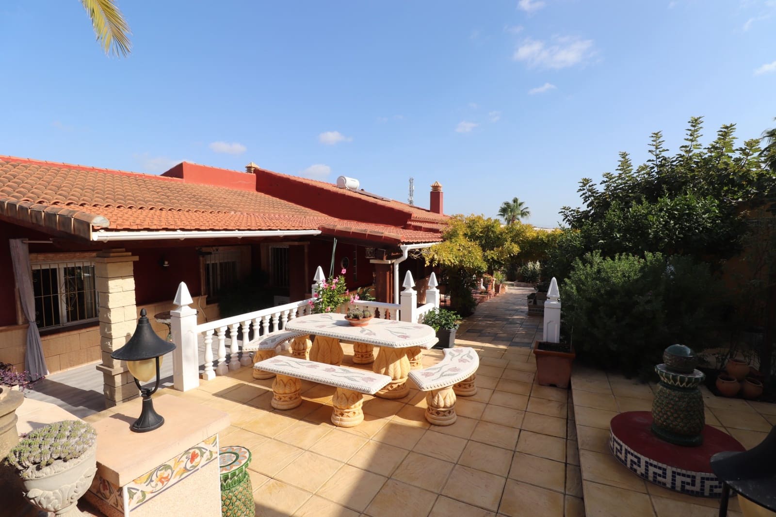 3 bedroom Villa for sale in Algorfa with pool - € 549,500 (Ref: 9926934)