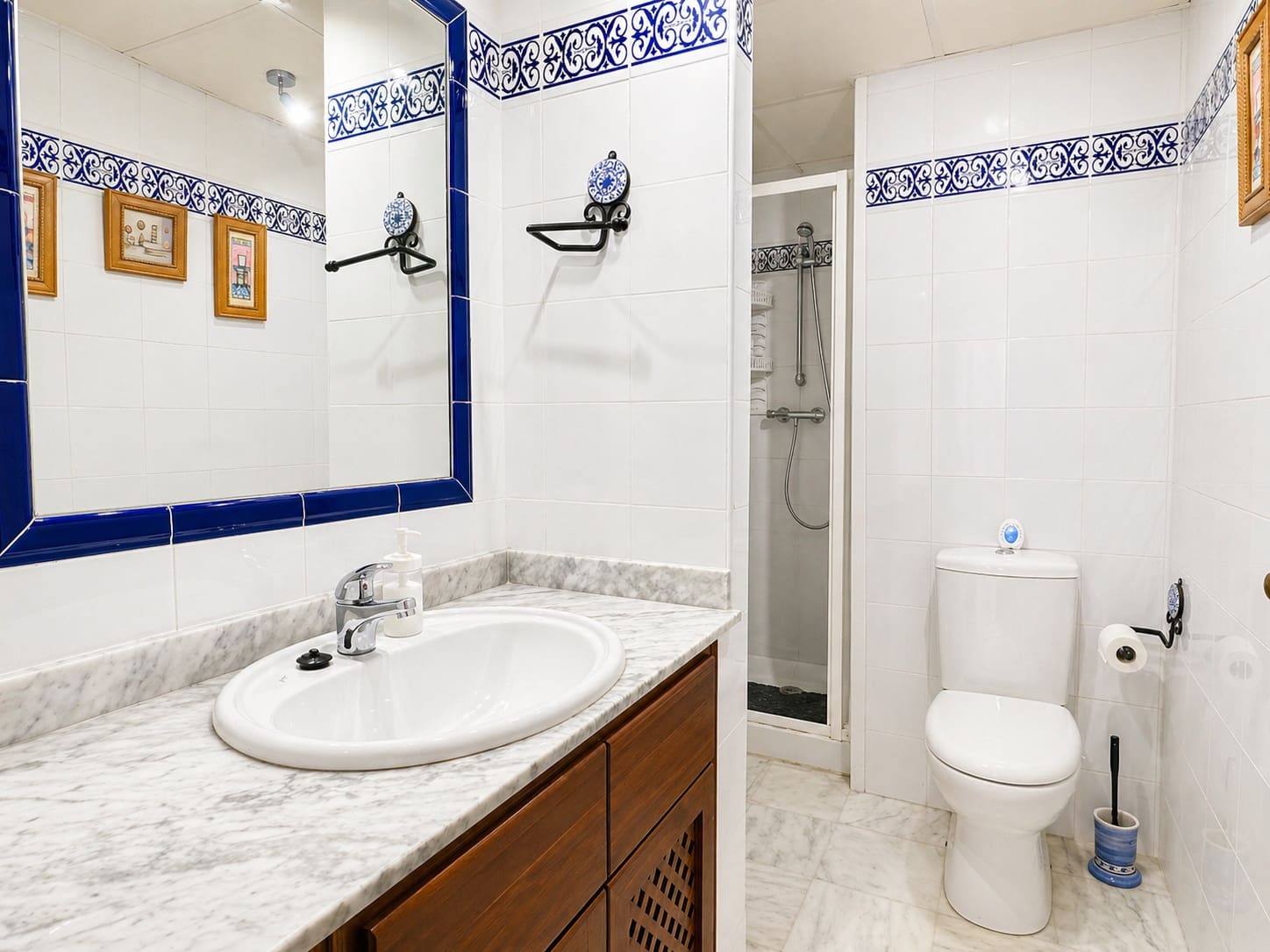 3 bedroom Apartment for sale in Torrevieja with pool - € 255,000 (Ref: 9930419)