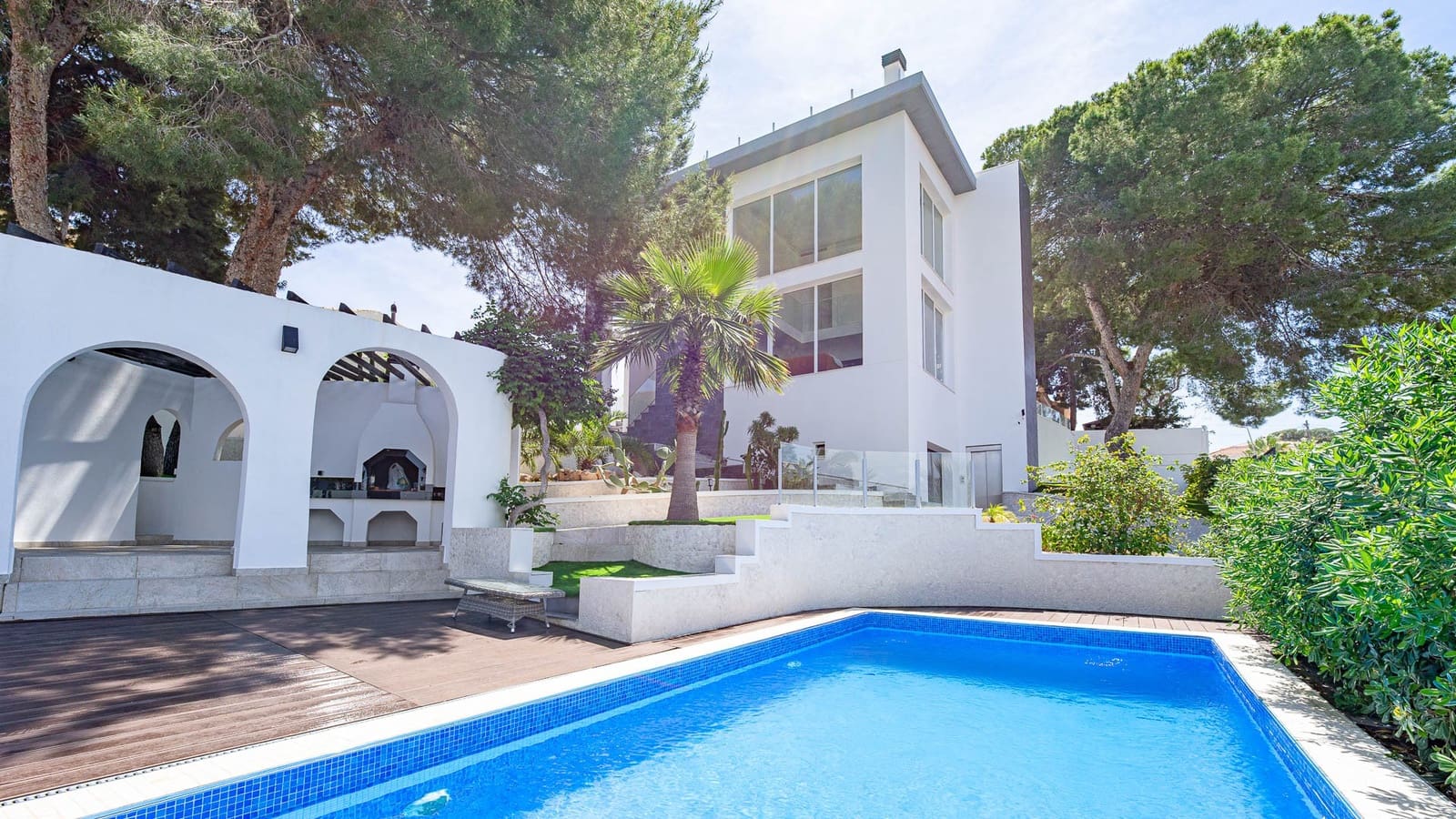 6 sovrum Villa till salu i Torrevieja med pool - 890 000 € (Ref: 9930422)