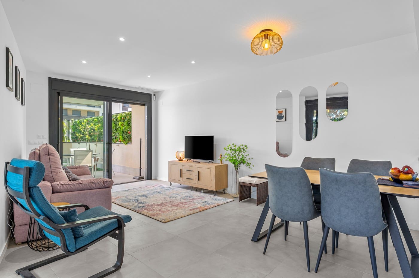 3 makuuhuone Huoneisto myytävänä paikassa Dehesa de Campoamor mukana uima-altaan - 349 000 € (Ref: 9930427)