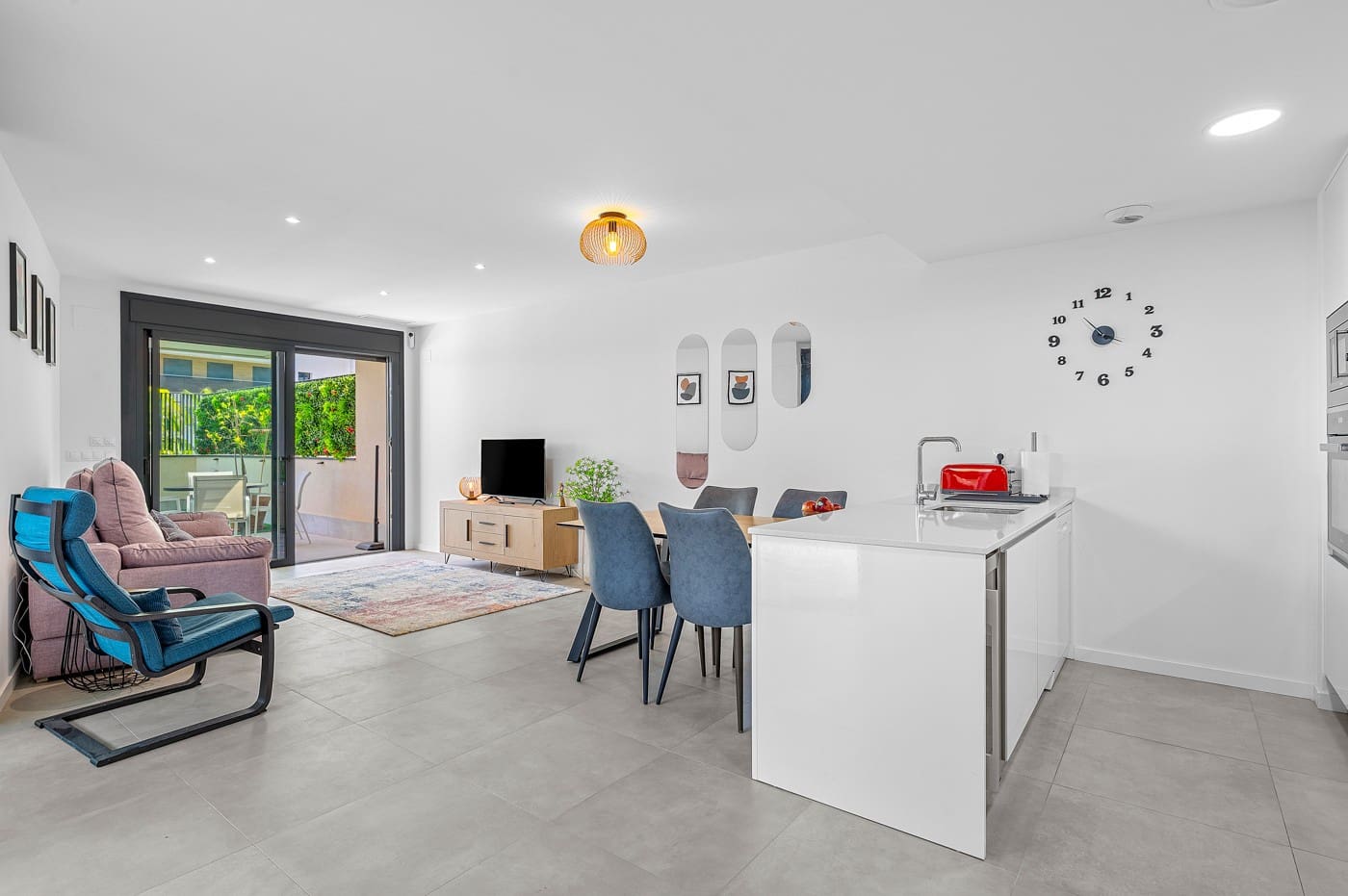 3 makuuhuone Huoneisto myytävänä paikassa Dehesa de Campoamor mukana uima-altaan - 349 000 € (Ref: 9930427)