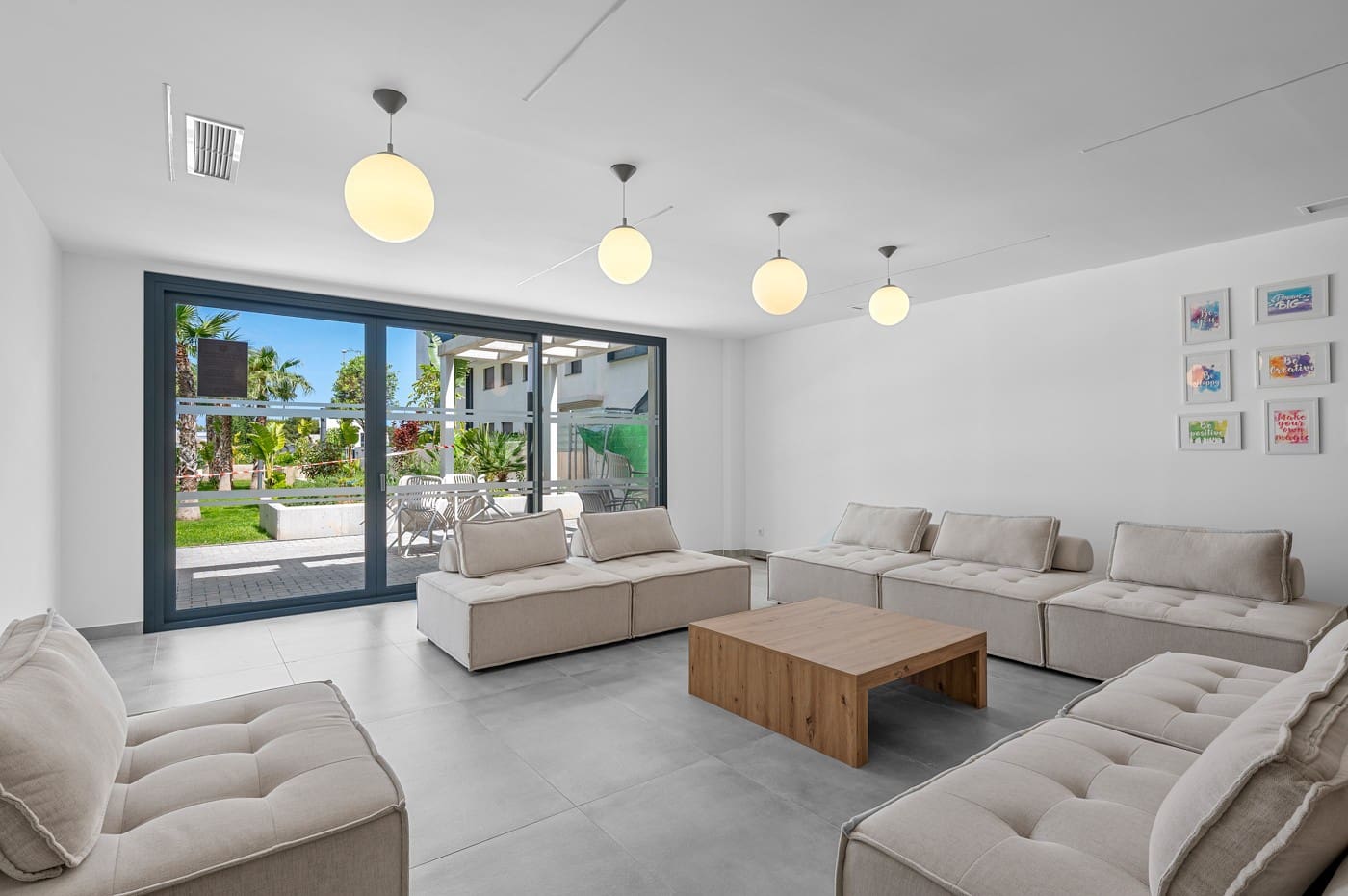 3 makuuhuone Huoneisto myytävänä paikassa Dehesa de Campoamor mukana uima-altaan - 349 000 € (Ref: 9930427)