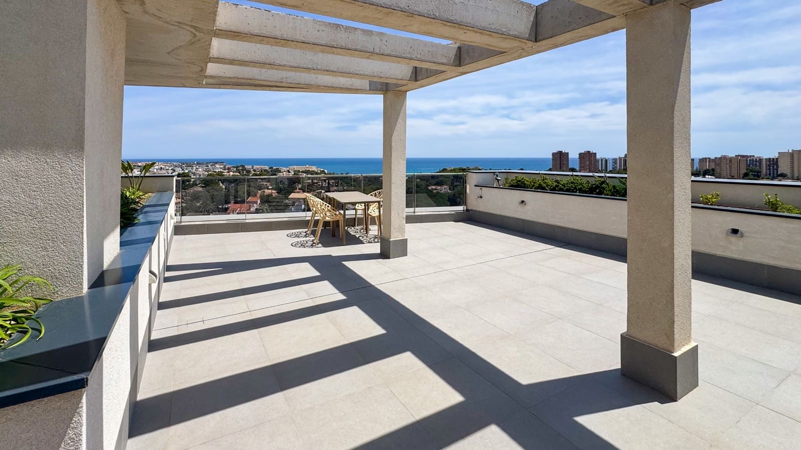 3 makuuhuone Huoneisto myytävänä paikassa Dehesa de Campoamor mukana uima-altaan - 349 000 € (Ref: 9930427)