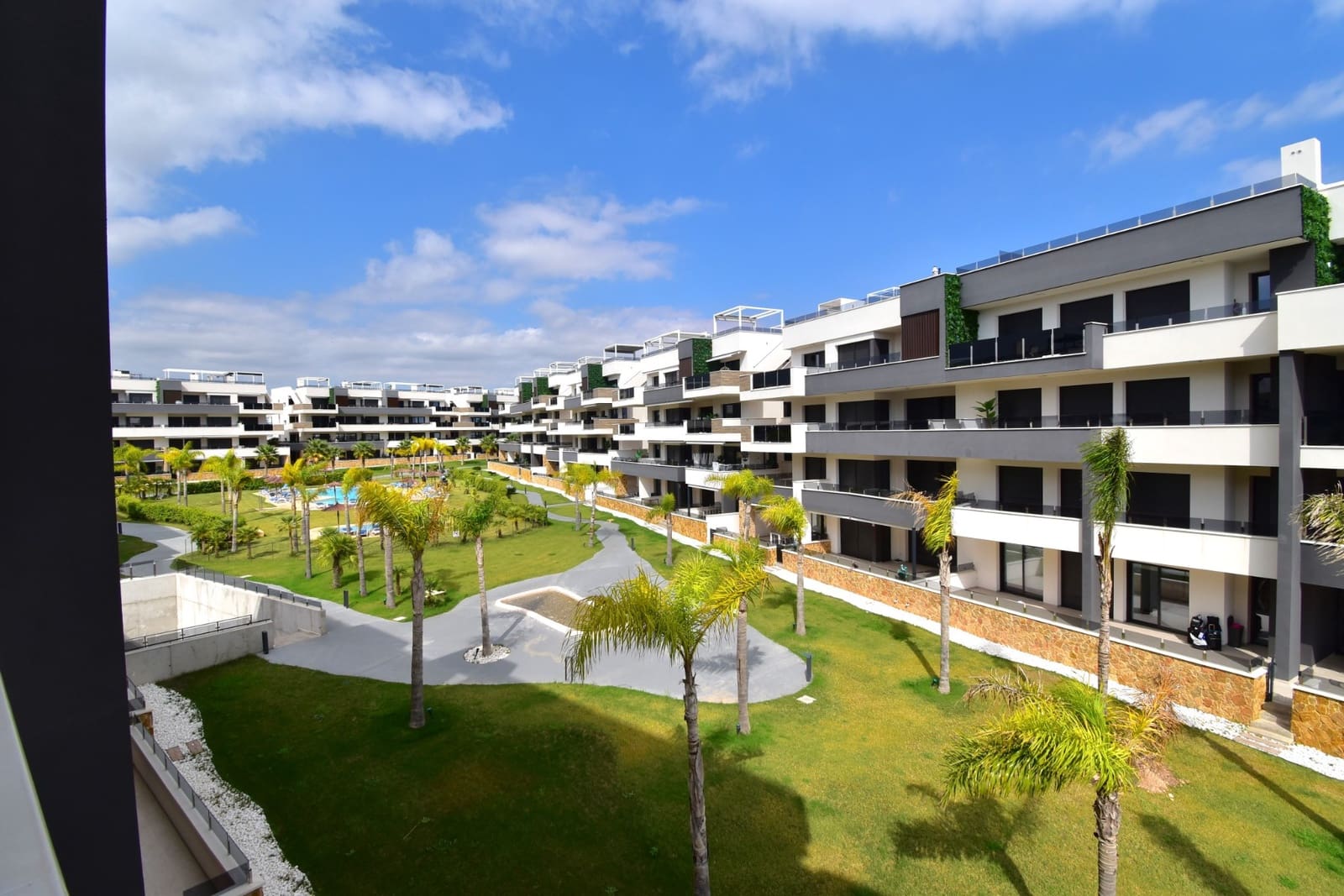 3 Zimmer Apartment zu verkaufen in Playa Flamenca mit Pool - 475.000 € (Ref: 9930444)