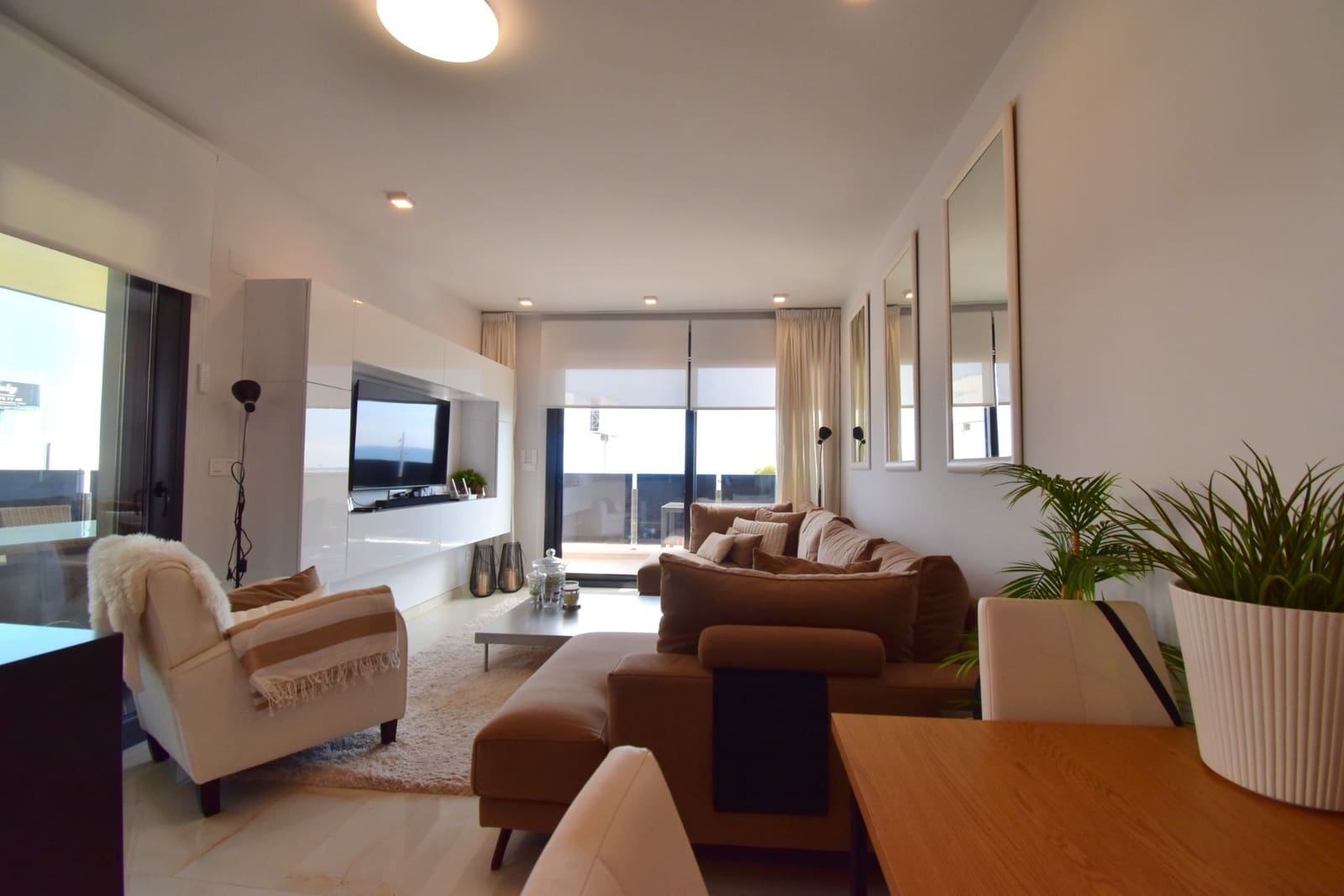 3 Zimmer Apartment zu verkaufen in Playa Flamenca mit Pool - 475.000 € (Ref: 9930444)