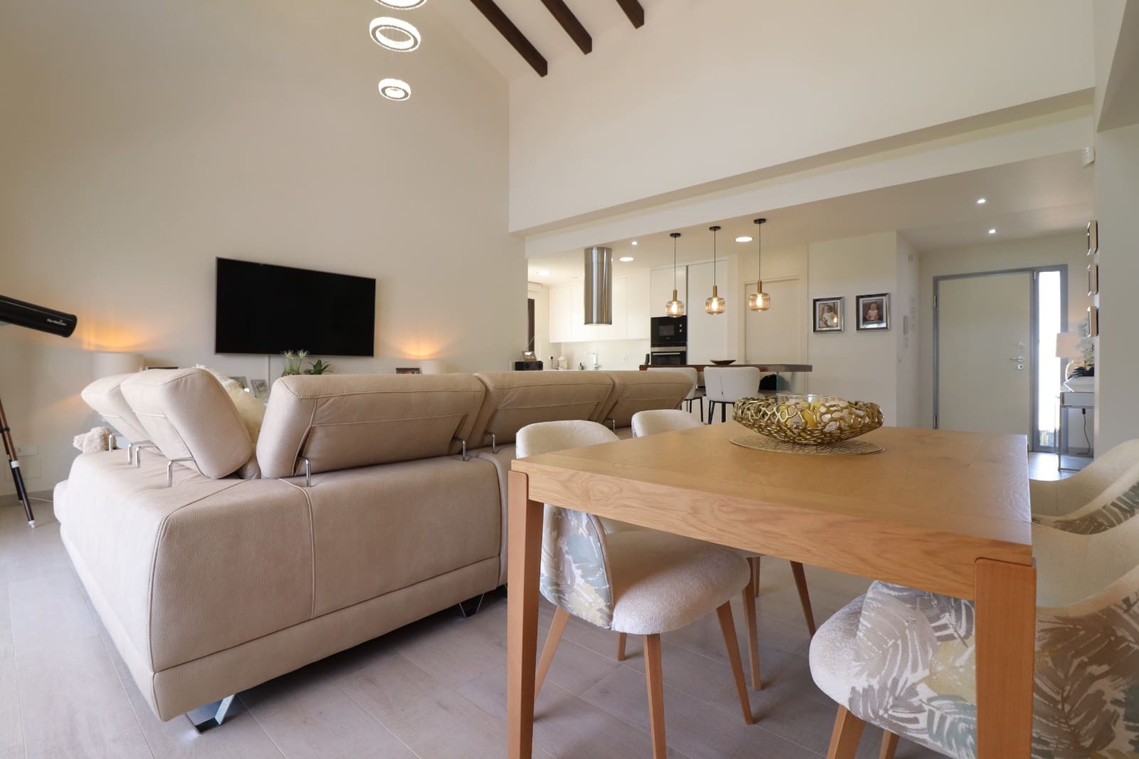 Chalet de 3 habitaciones en Algorfa en venta con piscina - 550.000 € (Ref: 9930447)
