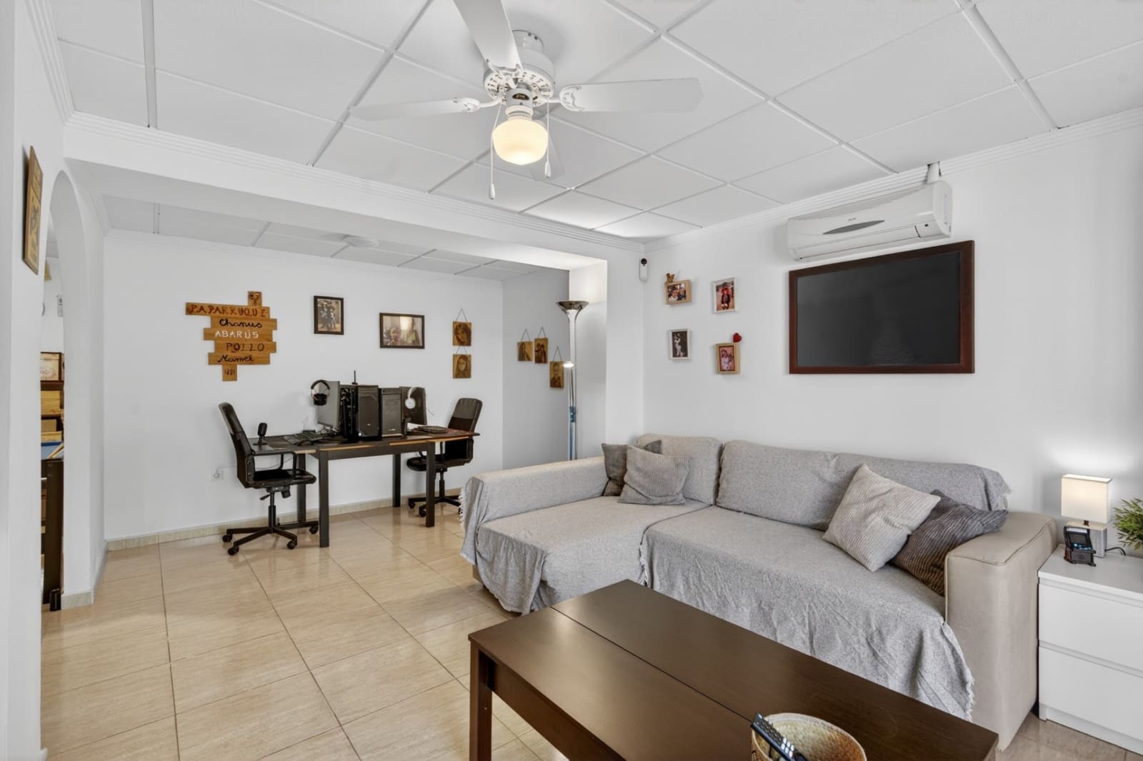 6 soveværelse Villa til salg i Gran Alacant med swimmingpool - € 539.900 (Ref: 9930472)