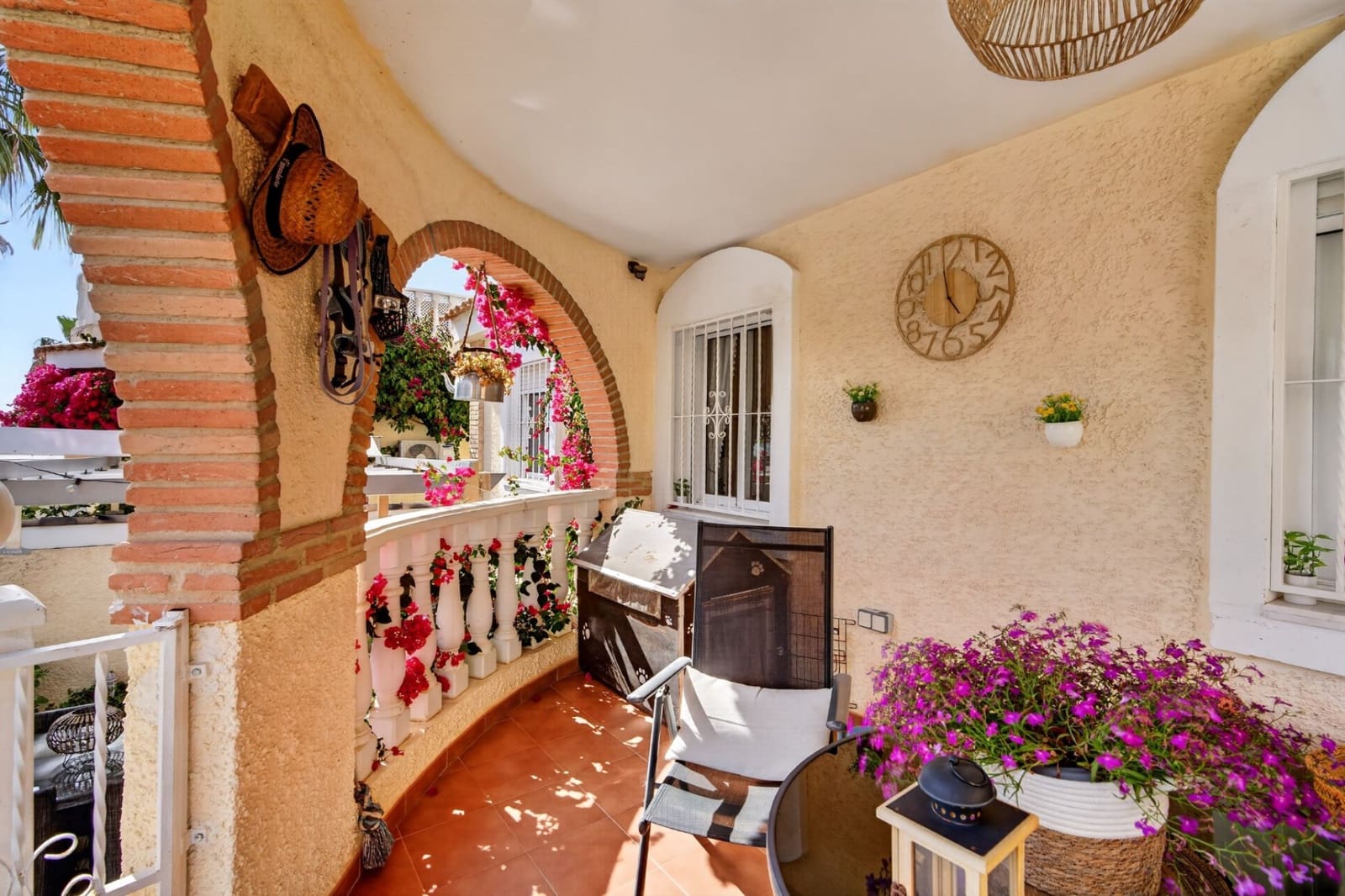 6 soveværelse Villa til salg i Gran Alacant med swimmingpool - € 539.900 (Ref: 9930472)