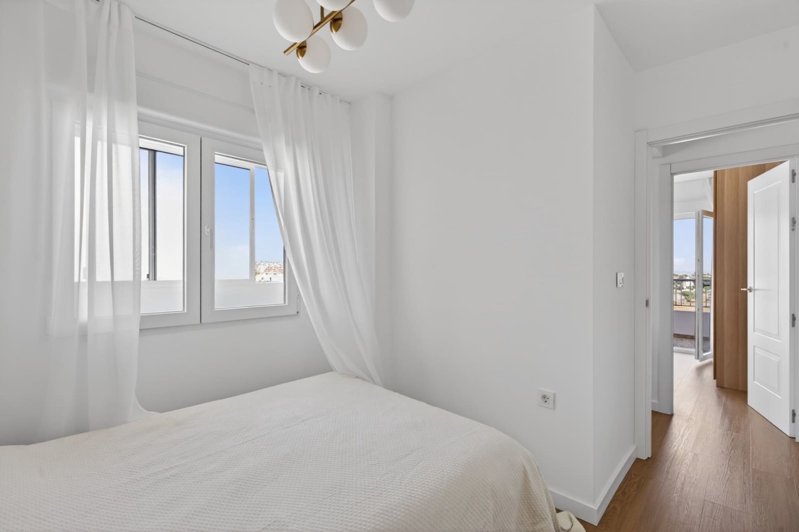 2 soveværelse Penthouse til salg i Orihuela Costa med swimmingpool - € 210.000 (Ref: 9930474)
