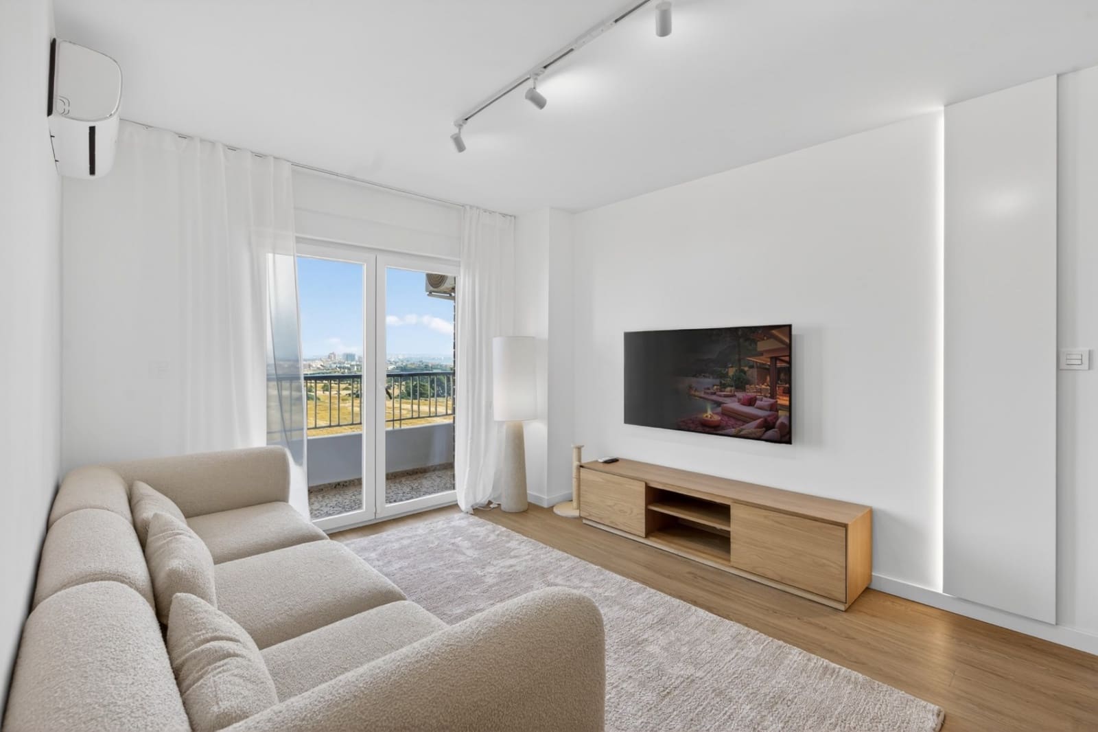 2 soveværelse Penthouse til salg i Orihuela Costa med swimmingpool - € 210.000 (Ref: 9930474)