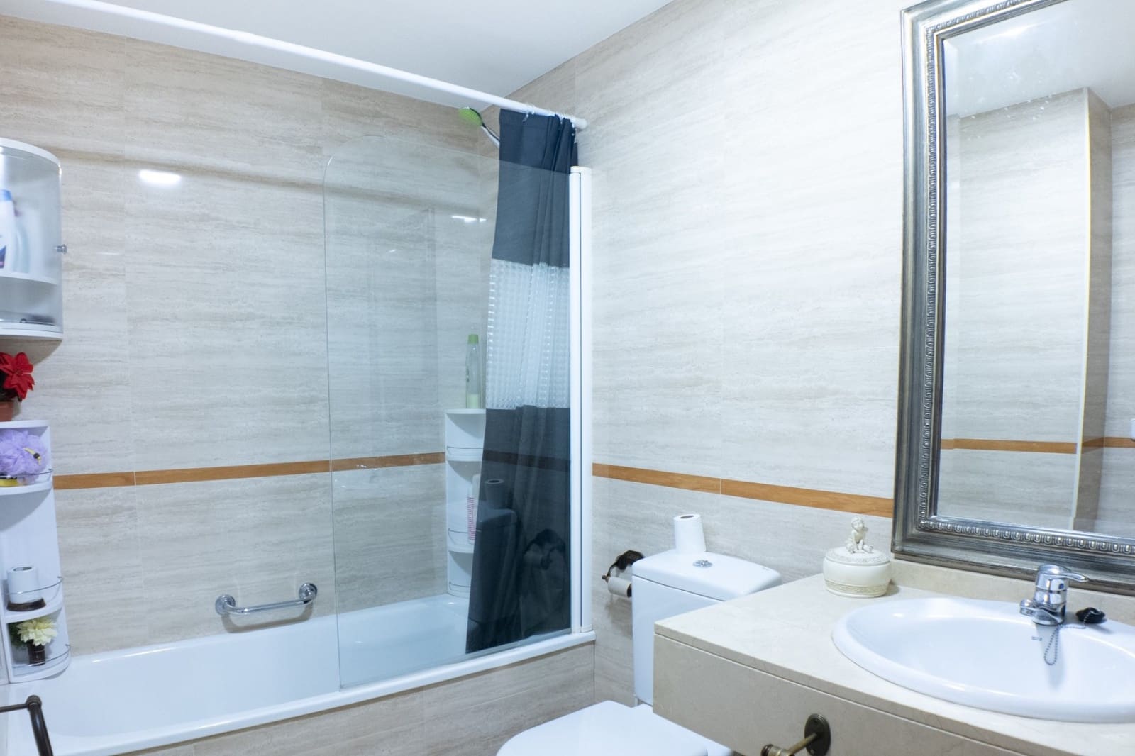 2 bedroom Apartment for sale in La Villajoyosa / Vila Joiosa with pool - € 259,000 (Ref: 9930475)