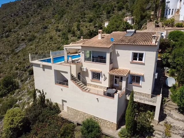 5 slaapkamer Villa te koop in Pego met zwembad - € 498.000 (Ref: 9930478)