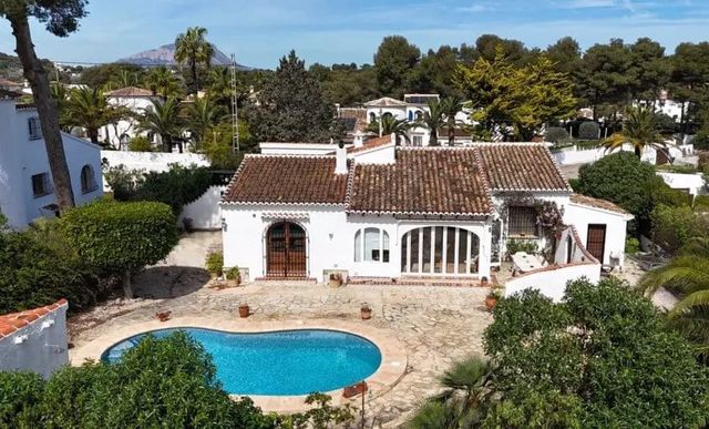 3 soverom Villa til salgs i Javea / Xàbia med svømmebasseng garasje - € 610 000 (Ref: 9930480)
