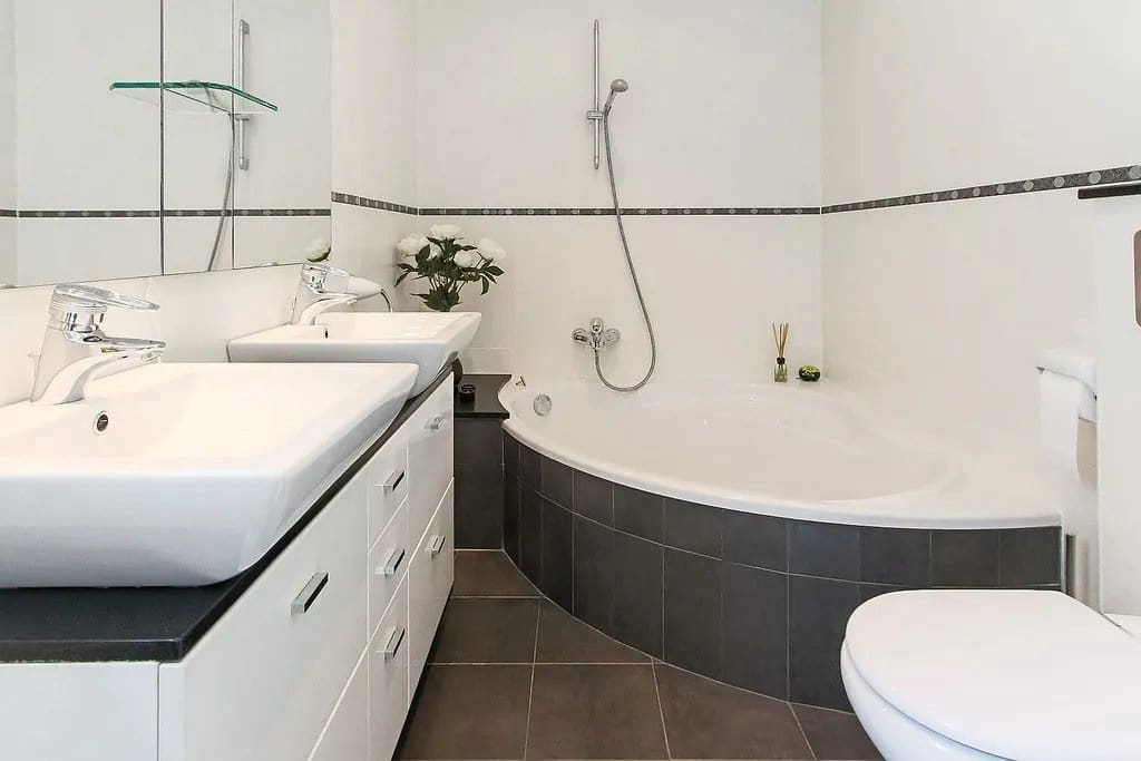 4 makuuhuone Huvila myytävänä paikassa Orba mukana uima-altaan - 545 000 € (Ref: 9930487)