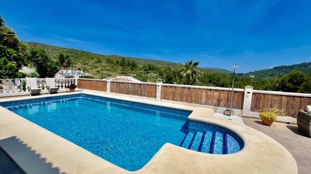 4 soveværelse Villa til salg i Jalón / Xaló med swimmingpool - € 625.000 (Ref: 9930489)