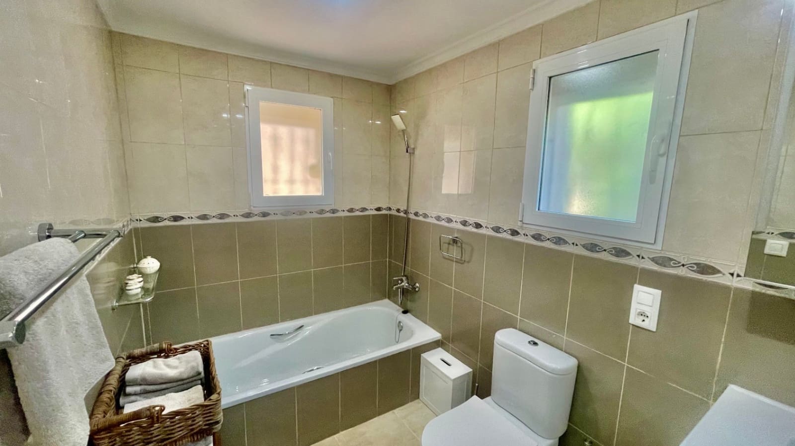 4 camera da letto Villa in vendita in Jalon / Xalo con piscina - 625.000 € (Rif: 9930489)