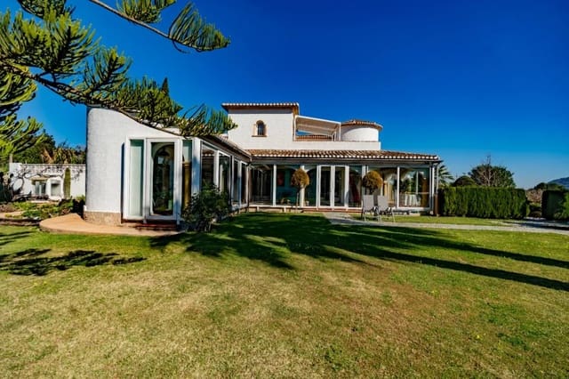 4 slaapkamer Finca/Landhuis te koop in Dénia met zwembad - € 1.350.000 (Ref: 9930495)