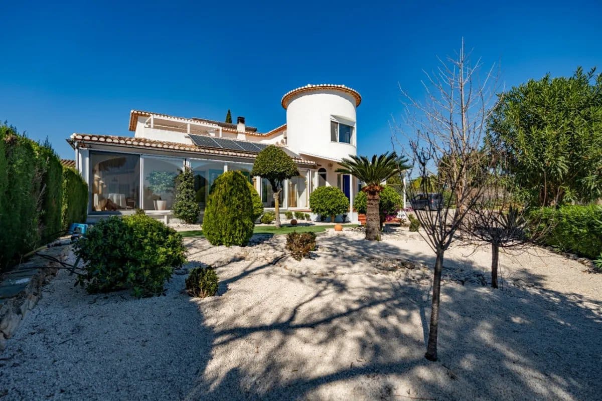 4 camera da letto Finca/Casa di Campagna in vendita in Denia con piscina - 1.350.000 € (Rif: 9930495)