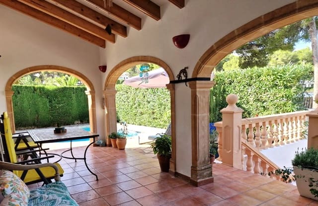 3 sovrum Villa till salu i Javea / Xàbia med pool - 650 000 € (Ref: 9930499)
