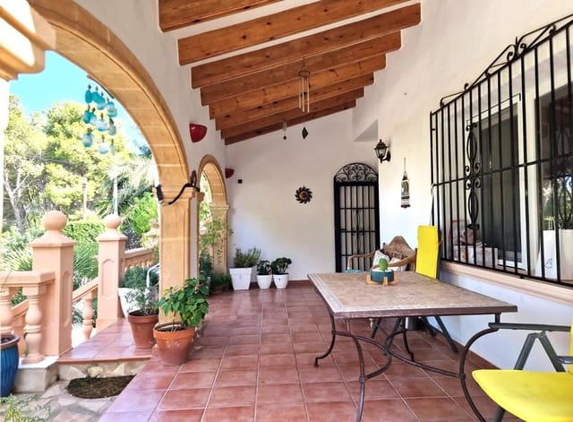 3 sovrum Villa till salu i Javea / Xàbia med pool - 650 000 € (Ref: 9930499)