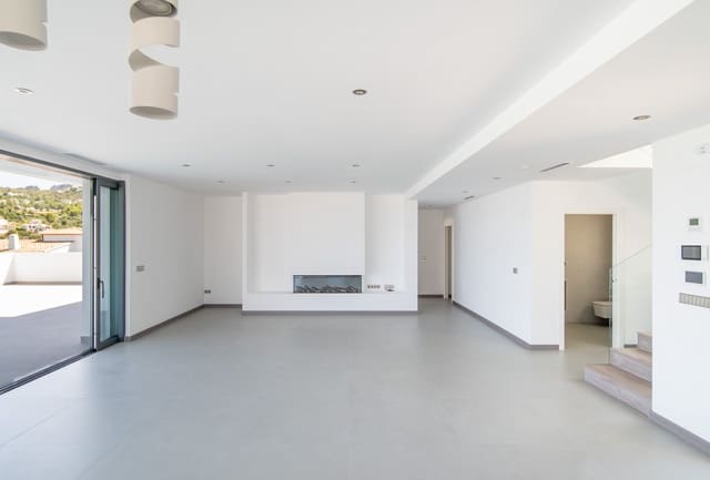3 sypialnia Willa na sprzedaż w Monte Pego, Pego z basenem - 1 550 000 € (Ref: 9930501)