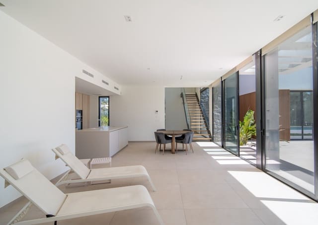 3 sovrum Villa till salu i Javea / Xàbia med pool - 1 350 000 € (Ref: 9930502)