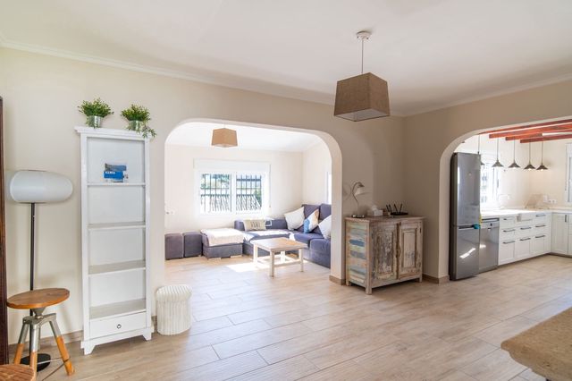4 Zimmer Villa zu verkaufen in Javea / Xàbia mit Pool - 895.000 € (Ref: 9930503)