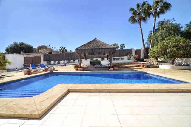 5 camera da letto Villa in vendita in Javea / Xàbia con piscina - 749.000 € (Rif: 9930508)