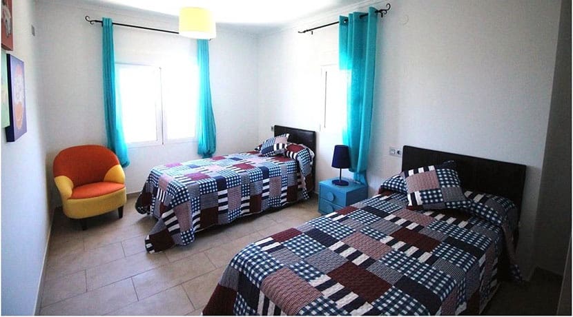 3 slaapkamer Villa te koop in Denia met zwembad garage - € 475.000 (Ref: 9930509)