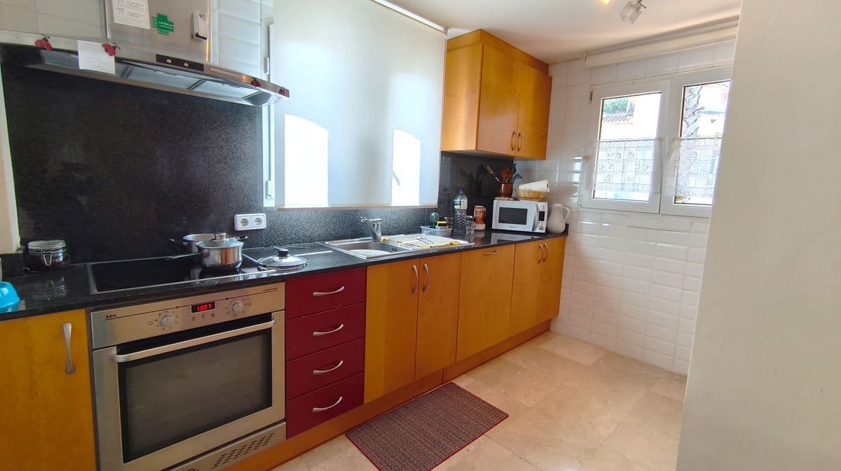 2 bedroom Penthouse for sale in Denia with pool - € 349,950 (Ref: 9930511)