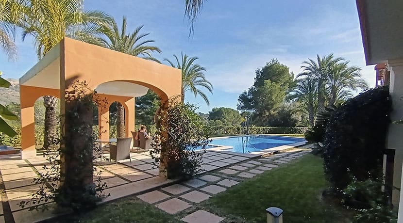 2 bedroom Penthouse for sale in Denia with pool - € 349,950 (Ref: 9930511)