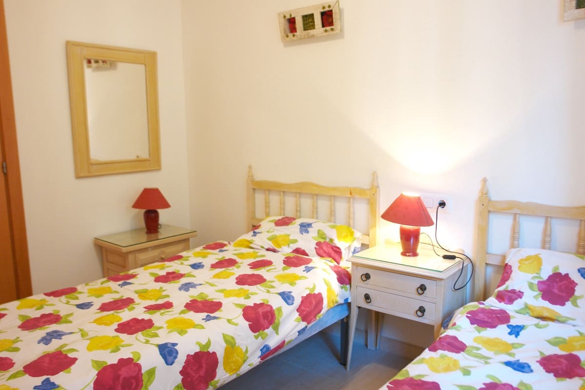 2 bedroom Penthouse for sale in Denia with pool - € 220,000 (Ref: 9930512)