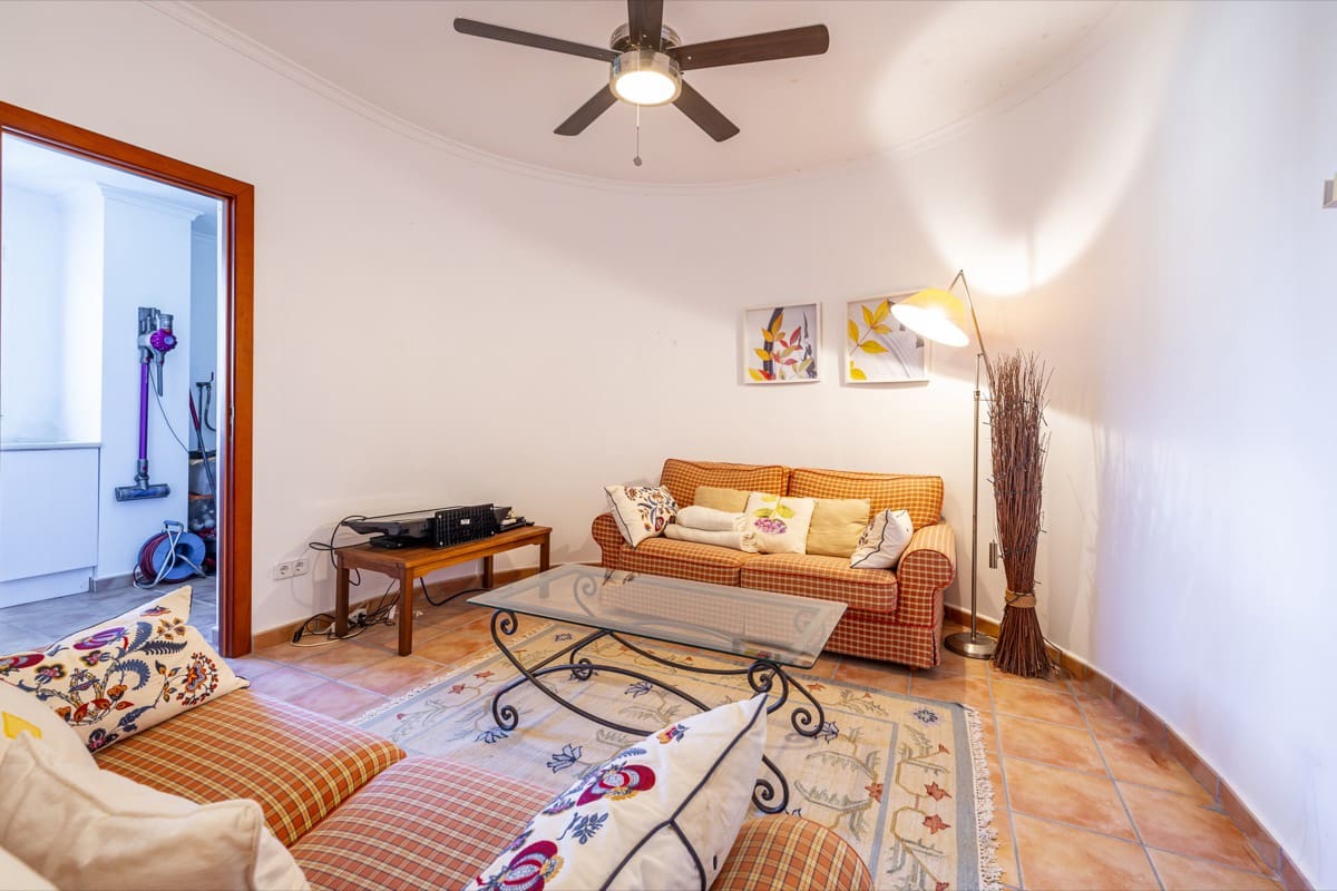 4 Zimmer Villa zu verkaufen in Denia mit Pool - 725.000 € (Ref: 9930513)