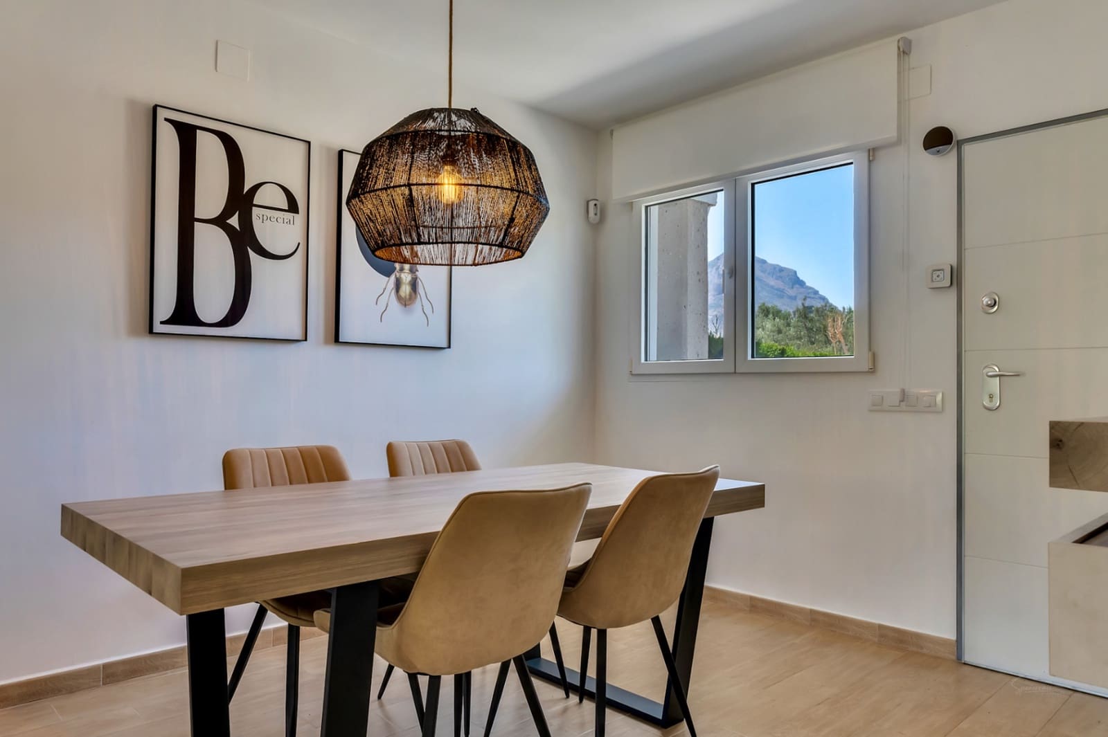 4 soveværelse Byhus til salg i Javea / Xabia med swimmingpool - € 609.000 (Ref: 9930525)