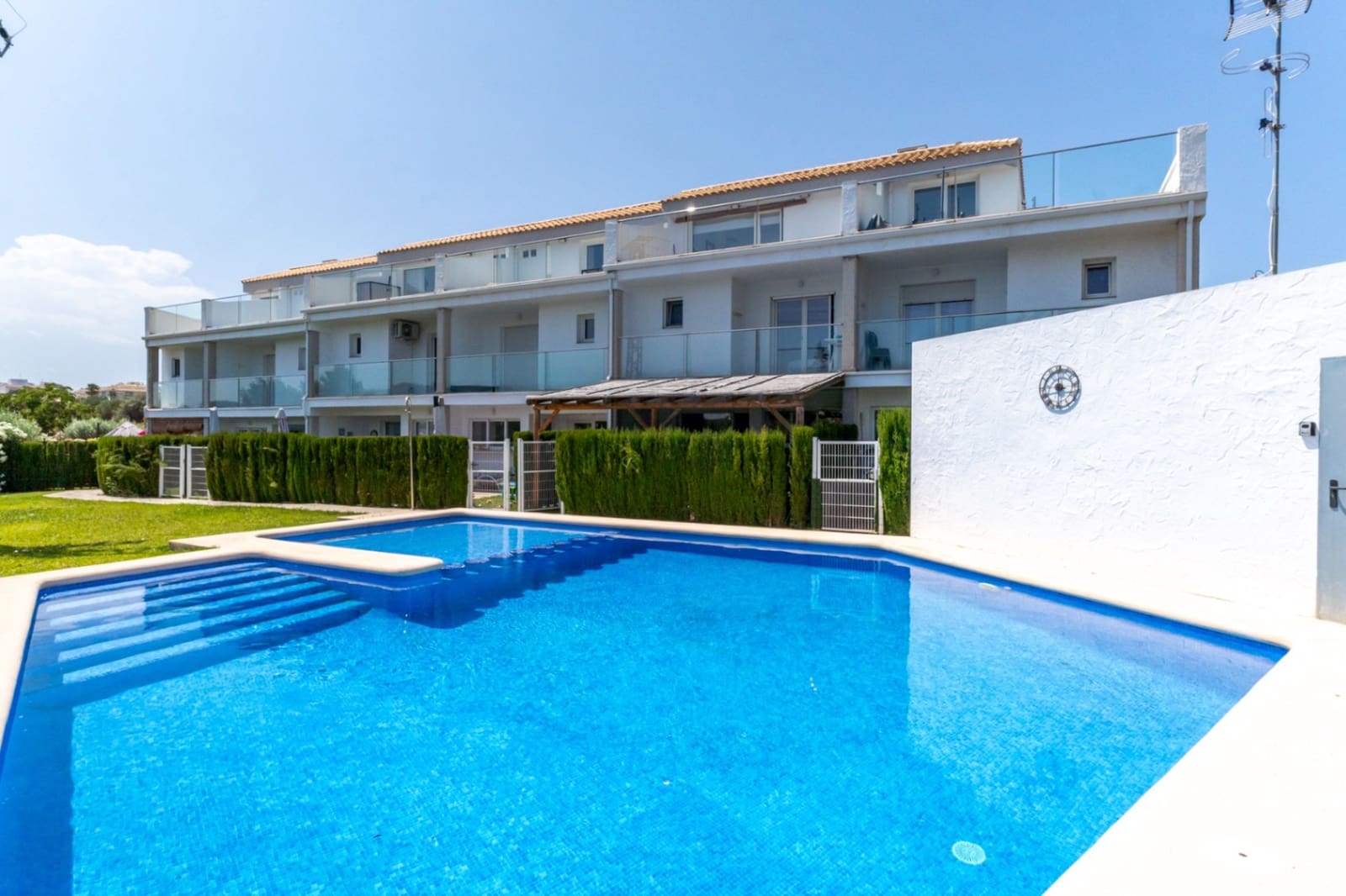 4 soveværelse Byhus til salg i Javea / Xabia med swimmingpool - € 609.000 (Ref: 9930525)