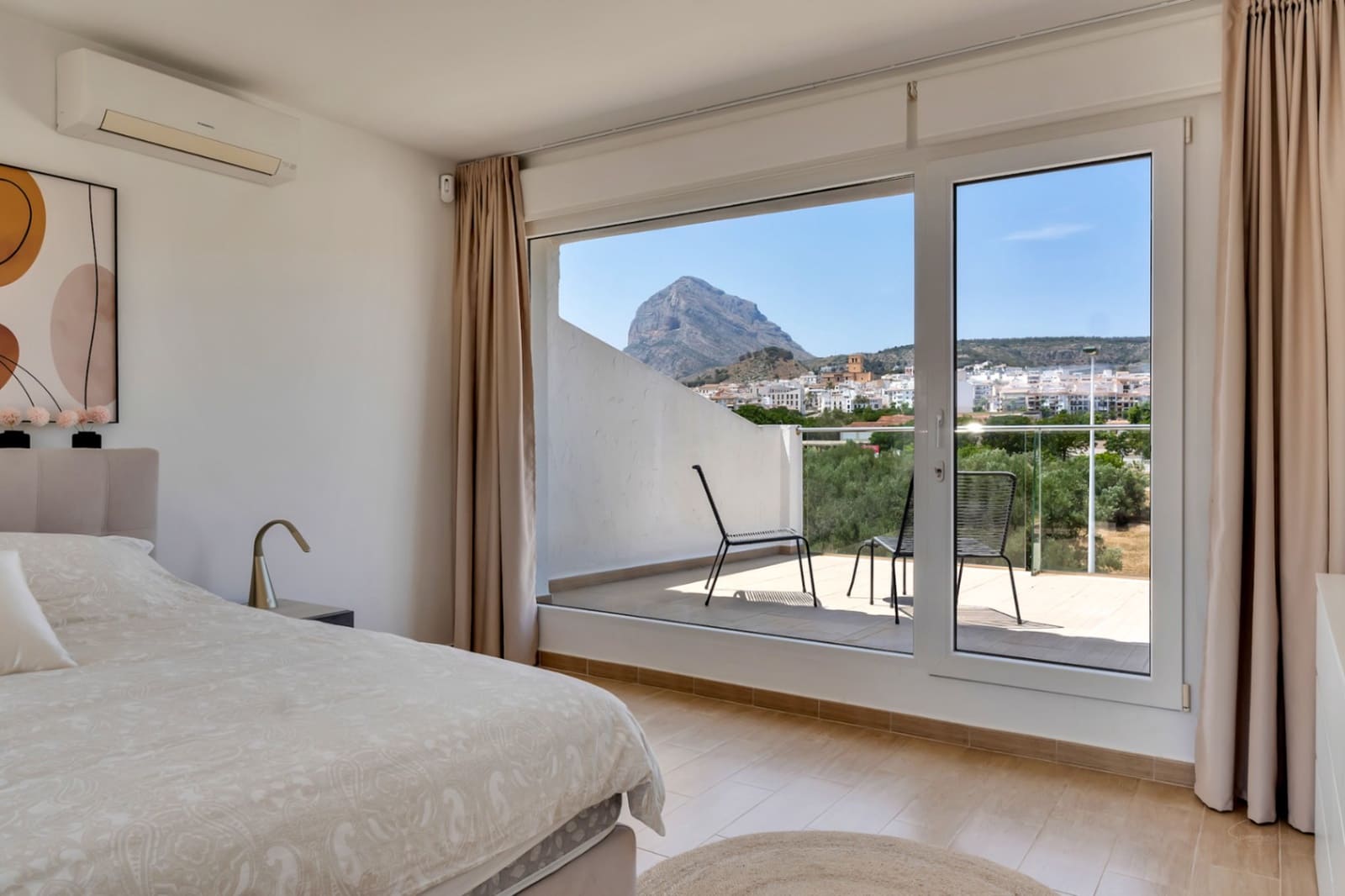 4 soveværelse Byhus til salg i Javea / Xabia med swimmingpool - € 609.000 (Ref: 9930525)